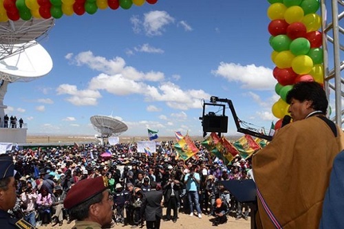 inauguracion-estacion-satelite-tupac-katari